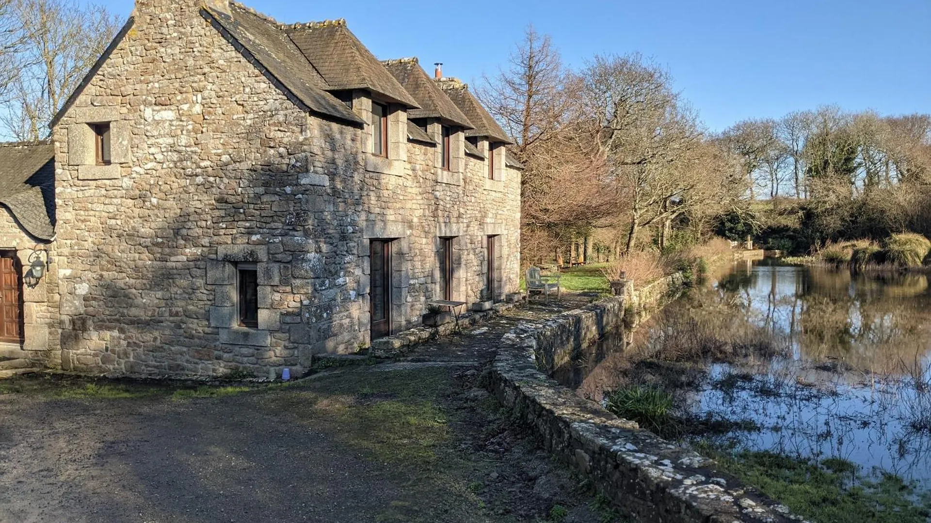 Ty Maen - Authentique Moulin Du 18Eme Proche Mer Plourin  Holiday home Plourin (Finistere)